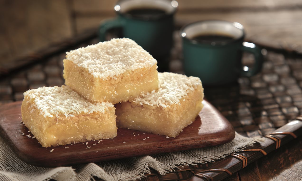 Bolo Cremoso de Coco