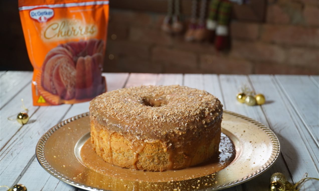 Bolo de Churros com Coco Queimado
